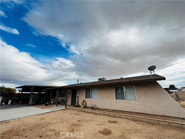 Detail Gallery Image 1 of 16 For 15353 El Centro Rd, Hesperia,  CA 92345 - 3 Beds | 2 Baths