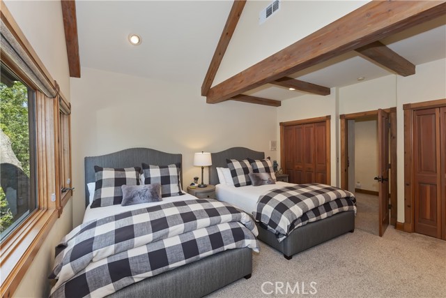 Detail Gallery Image 41 of 64 For 28324 Somerset Ln, Lake Arrowhead,  CA 92352 - 4 Beds | 4/1 Baths