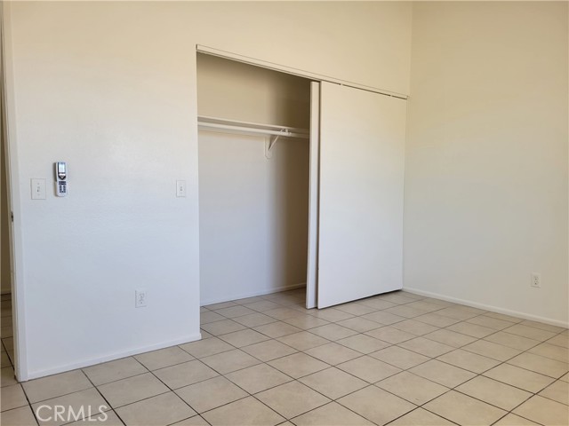 5827 Bagley Avenue, 29 Palms CA: https://media.crmls.org/medias/2859a91e-4675-432f-8631-f655ad5c4e59.jpg