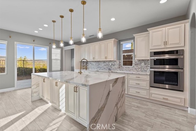 Detail Gallery Image 19 of 54 For 4332 Cantada, Corona,  CA 92883 - 4 Beds | 4/1 Baths