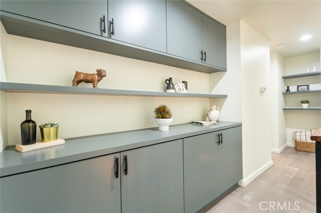 Detail Gallery Image 14 of 31 For 12421 Ramona, Hawthorne,  CA 90250 - 3 Beds | 3 Baths