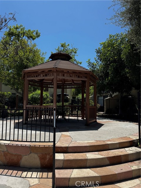Detail Gallery Image 25 of 31 For 5760 Owensmouth Ave #28,  Woodland Hills,  CA 91367 - 2 Beds | 1/1 Baths