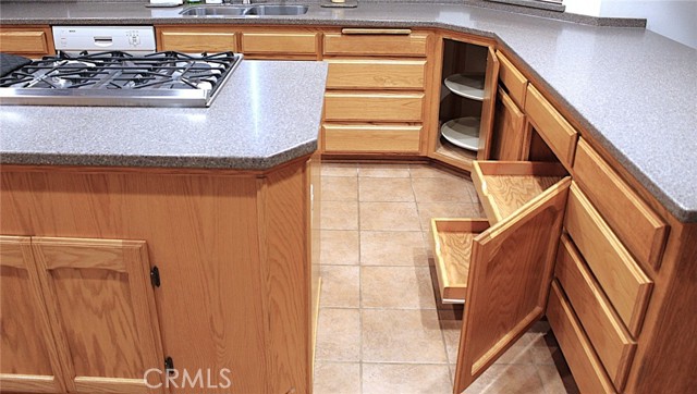 Detail Gallery Image 25 of 71 For 3482 Skycrest, Oroville,  CA 95965 - 4 Beds | 3 Baths