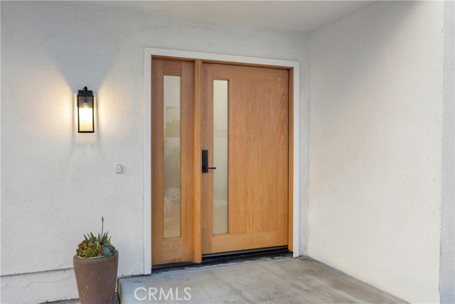 Detail Gallery Image 5 of 33 For 20942 Queens Park, Huntington Beach,  CA 92646 - 5 Beds | 3 Baths