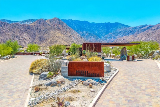 1961 Vista Palisades Drive, Palm Springs CA: https://media.crmls.org/medias/285bd967-2516-4965-b44f-9f625d8624e2.jpg