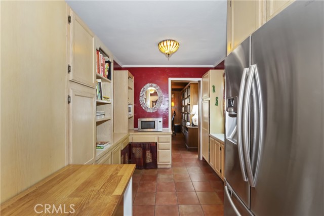 Detail Gallery Image 21 of 39 For 125 E H St, Ontario,  CA 91764 - 4 Beds | 2 Baths