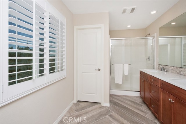36067 Roaring Fork Drive, Winchester CA: https://media.crmls.org/medias/285c7224-8fbc-4c4b-8f90-30c3efbe594a.jpg