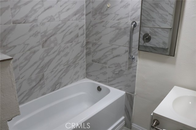 Detail Gallery Image 17 of 25 For 6769 Atoll Ave, North Hollywood,  CA 91605 - 0 Beds | 1 Baths