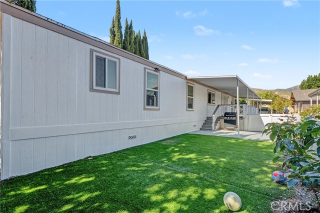 Detail Gallery Image 5 of 22 For 15831 Olden St #37,  Sylmar,  CA 91342 - 4 Beds | 2 Baths