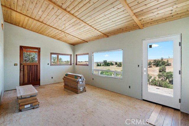 75463 Ranchita Avenue, San Miguel CA: https://media.crmls.org/medias/285f0739-216b-47b2-9e6c-b60248c45772.jpg