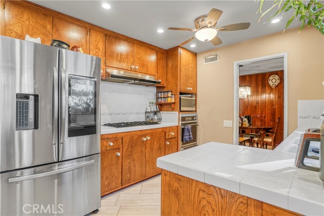 Detail Gallery Image 28 of 44 For 24206 Saint Edens Circle, West Hills,  CA 91307 - 4 Beds | 3 Baths