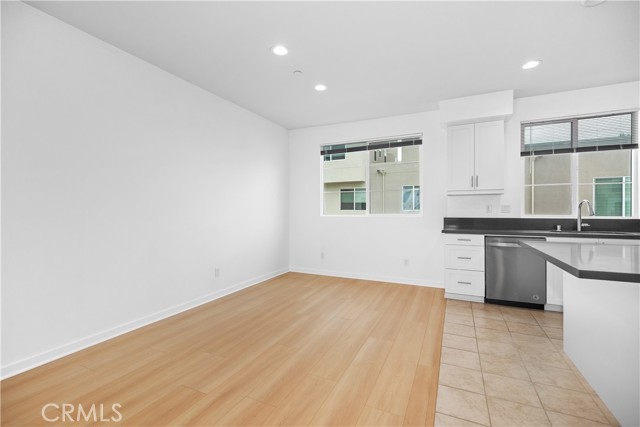 Detail Gallery Image 14 of 42 For 292 Novel, Irvine,  CA 92618 - 2 Beds | 2/1 Baths