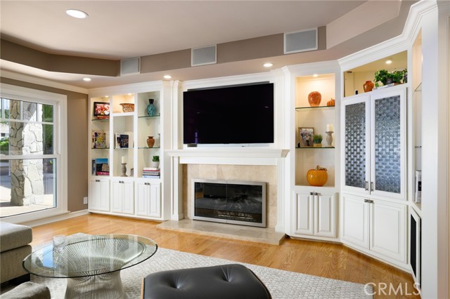 9642 James Circle, Villa Park CA: https://media.crmls.org/medias/285f8eb7-d004-4b00-9476-98566ca43cba.jpg