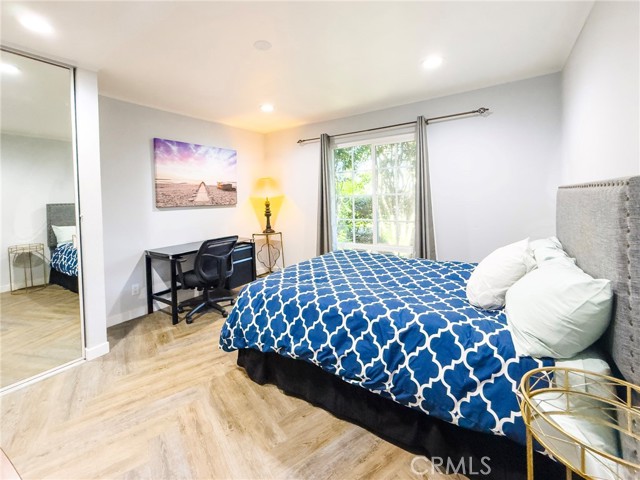 MLS #OC25265232 image #10