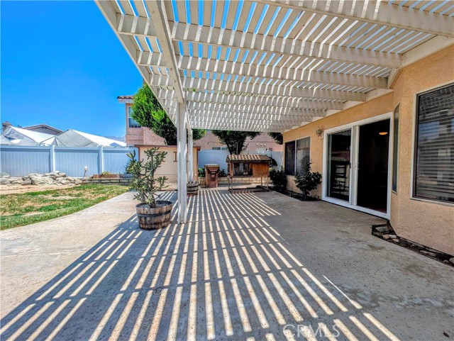 7754 Fox Tail Court, Highland CA: https://media.crmls.org/medias/285fb711-f036-4933-835f-f6dd1fb260c3.jpg