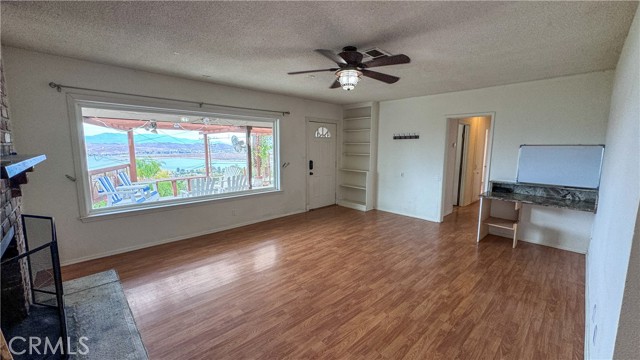 Detail Gallery Image 12 of 29 For 33765 Brand St, Lake Elsinore,  CA 92530 - 2 Beds | 2 Baths