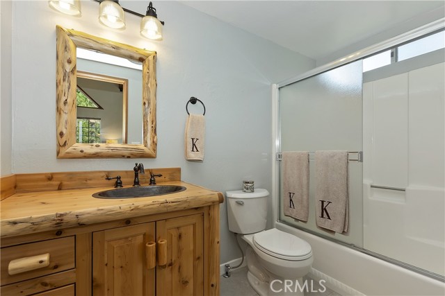 Detail Gallery Image 28 of 54 For 26354 Spyglass Dr, Lake Arrowhead,  CA 92352 - 3 Beds | 2 Baths