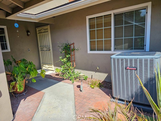 Image 2 for 4635 Brentwood Ln, San Bernardino, CA 92407