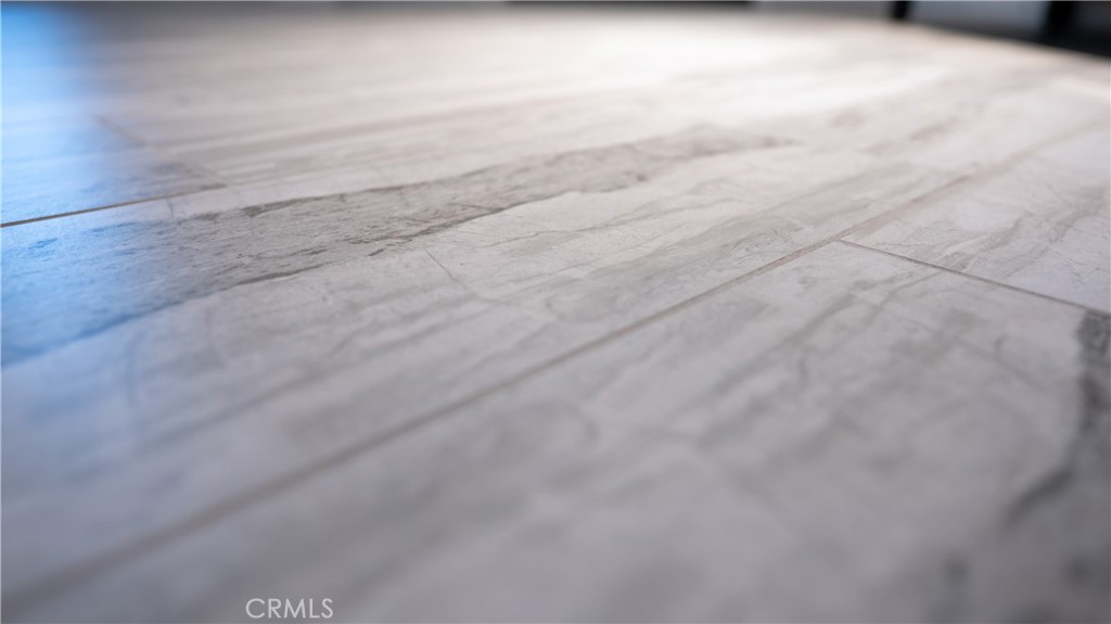 https://media.crmls.org/medias/286196f3-847c-4d25-872c-a5818e938737.jpg?preset=X-Large