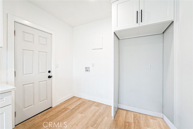 1818 W 79th Street, Los Angeles CA: https://media.crmls.org/medias/2861ab31-b815-4652-8aef-bea6378474b4.jpg