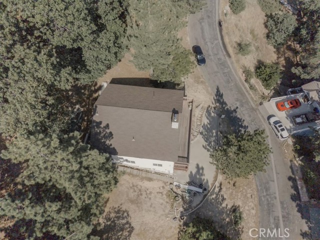 Detail Gallery Image 9 of 46 For 30134 Enchanted Way, Running Springs,  CA 92382 - 4 Beds | 3/1 Baths