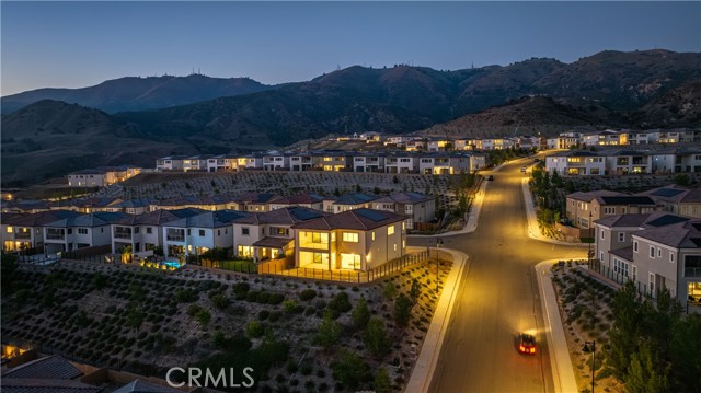 Detail Gallery Image 7 of 46 For 20644 W Deer Grass Ct, Porter Ranch,  CA 91326 - 5 Beds | 5/1 Baths