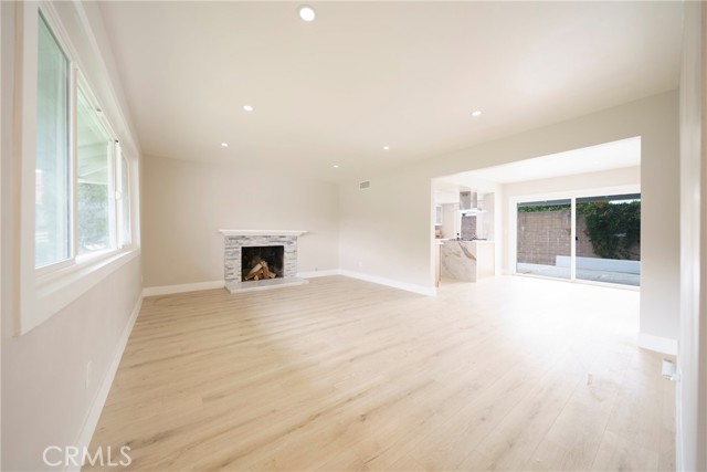 Detail Gallery Image 2 of 43 For 4809 E Wasatch, Anaheim,  CA 92807 - 4 Beds | 2 Baths