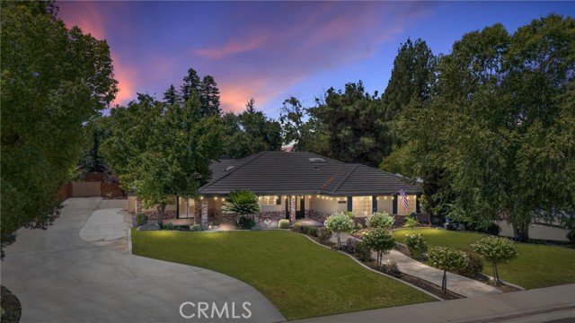 11717 Old Town Road, Bakersfield CA: https://media.crmls.org/medias/28638e5e-b12a-4297-92df-df37f24a6c62.jpg