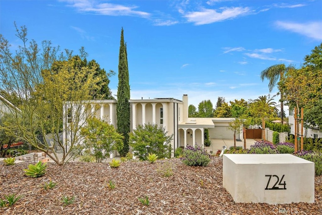 724 Kilbourne Drive, Upland, CA 91784