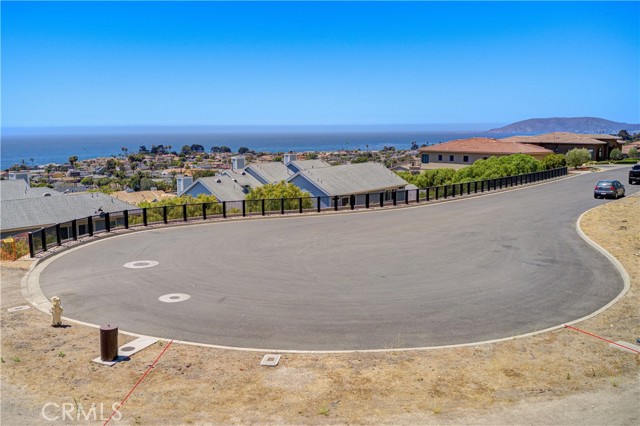 Detail Gallery Image 2 of 24 For 1253 Costa Brava, Pismo Beach,  CA 93449 - 3 Beds | 3/2 Baths