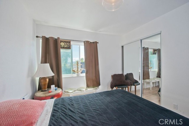 Detail Gallery Image 27 of 49 For 2057 Woodglen St, Simi Valley,  CA 93065 - 4 Beds | 2/1 Baths