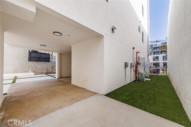 Detail Gallery Image 25 of 43 For 13461 Beach Ave, Marina Del Rey,  CA 90292 - – Beds | – Baths