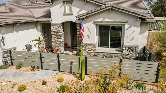 4225 W Riviera, Corona CA: https://media.crmls.org/medias/2865c448-721c-4121-882a-efa2d847b41b.jpg