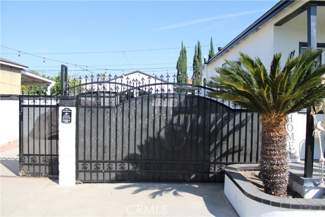 1019 E Cameron Avenue, West Covina CA: https://media.crmls.org/medias/2866317b-7a04-417e-9c2a-abb252c6bc13.jpg