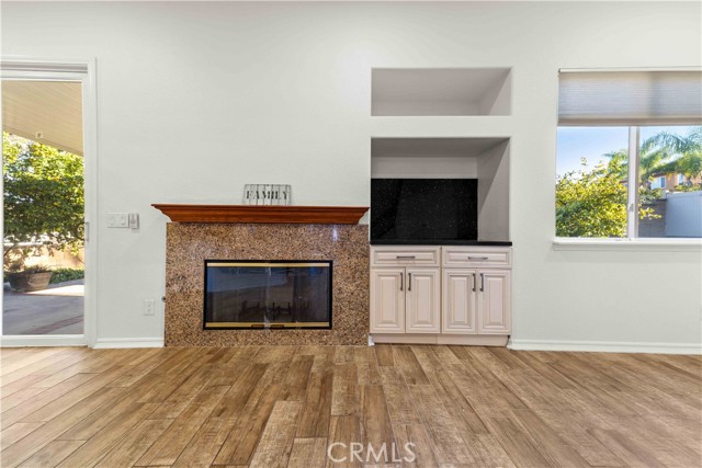 Detail Gallery Image 10 of 34 For 2515 Sweet Rain, Corona,  CA 92881 - 5 Beds | 3 Baths