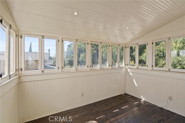 591 W 9th, San Bernardino CA: https://media.crmls.org/medias/28686cca-d2da-4735-8851-e9b4854714bc.jpg