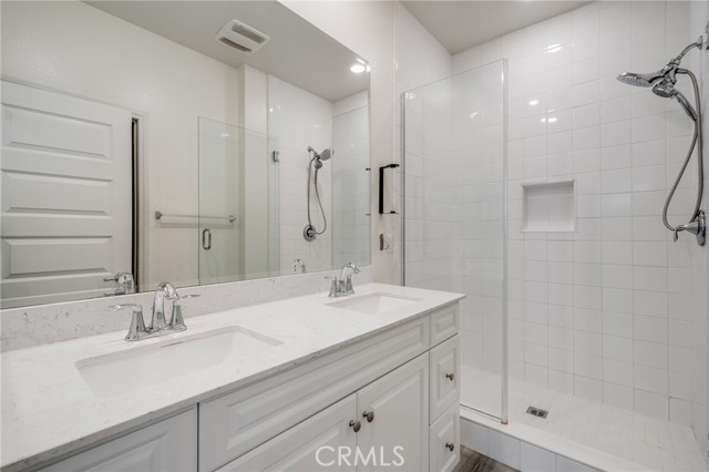 Detail Gallery Image 12 of 27 For 130 Unity, Irvine,  CA 92614 - 3 Beds | 2/1 Baths