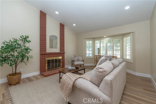 Detail Gallery Image 3 of 25 For 12331 Dove Tree Dr, Rancho Cucamonga,  CA 91739 - 4 Beds | 2 Baths