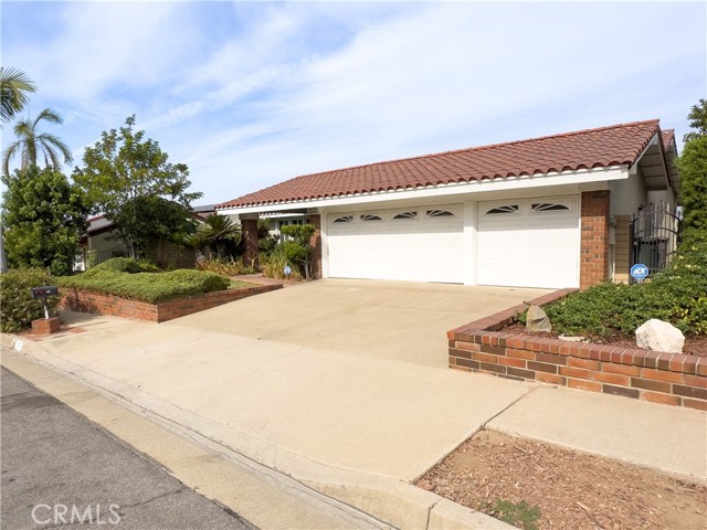 Detail Gallery Image 2 of 25 For 261 E Avenida Santa Elena, La Habra,  CA 90631 - 3 Beds | 2 Baths