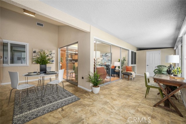 Detail Gallery Image 4 of 29 For 13520 El Dorado Dr 50b,  Seal Beach,  CA 90740 - 2 Beds | 1 Baths