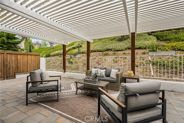 Image 27 of 63 For 28871 Oakview