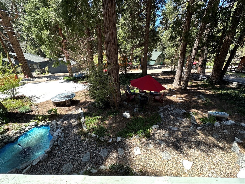 https://media.crmls.org/medias/286d21cd-7db0-4954-8370-a0db20e4ec43.jpg?preset=X-Large