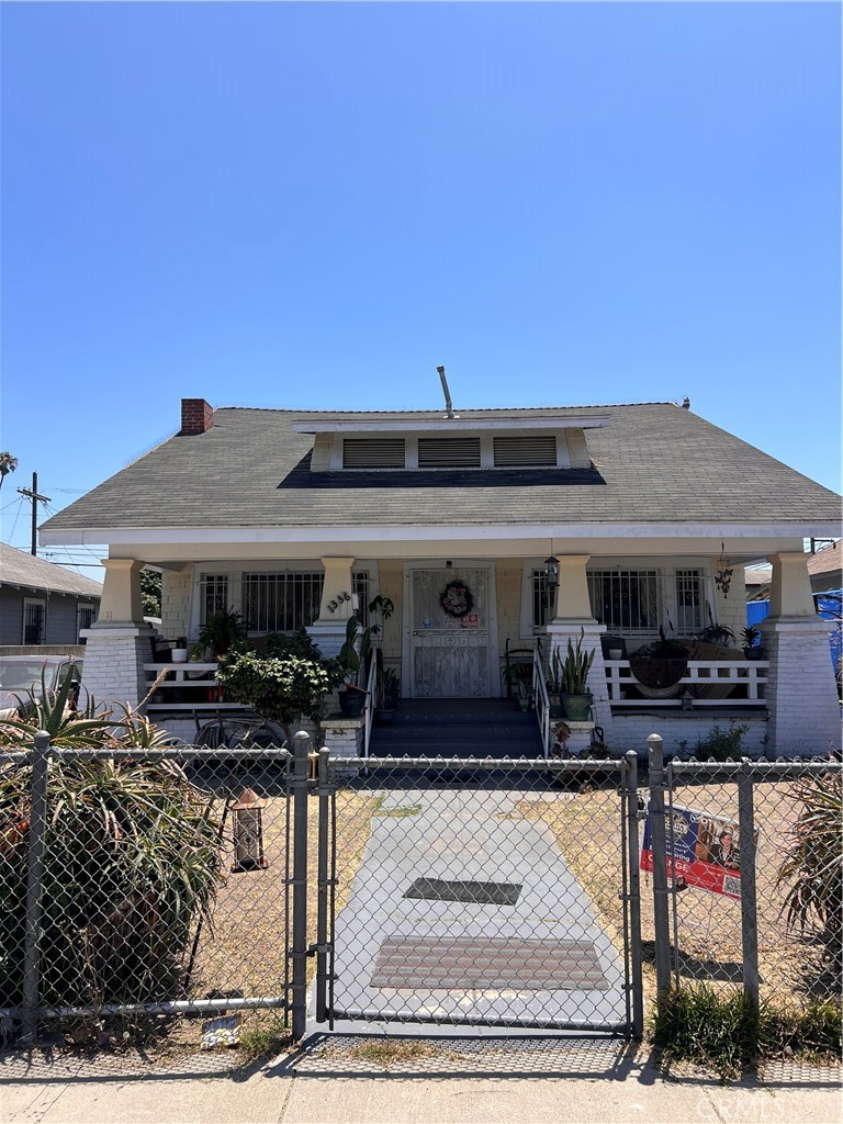 1336 W 46th