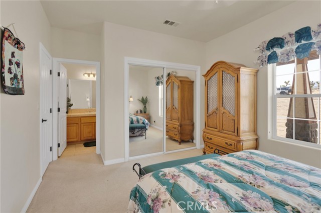 Detail Gallery Image 16 of 43 For 460 Solano Rd, Pinon Hills,  CA 92372 - 4 Beds | 3/1 Baths