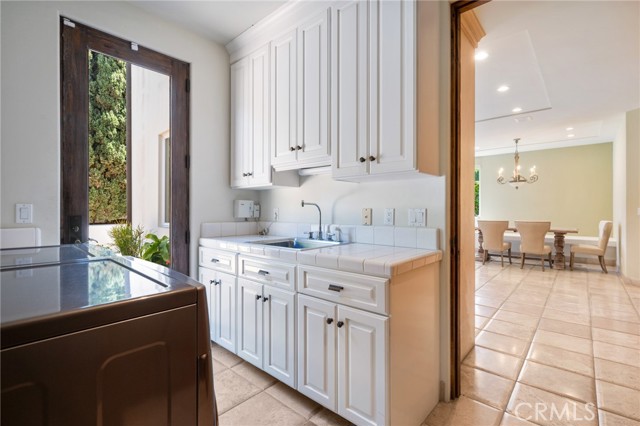 7460 Alida Place, Rancho Palos Verdes CA: https://media.crmls.org/medias/2870313c-4a3b-41fe-ba3c-3a0941c45e32.jpg