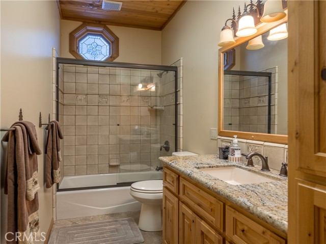 Detail Gallery Image 16 of 50 For 42028 Sky View, Big Bear Lake,  CA 92315 - 7 Beds | 5/1 Baths