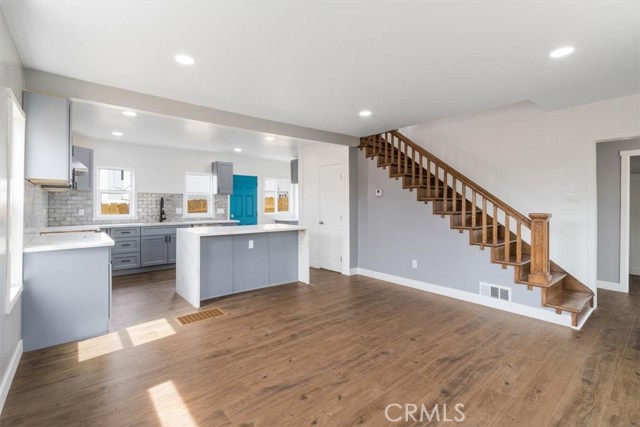 Detail Gallery Image 11 of 65 For 1521 N Bonnie Beach, Los Angeles,  CA 90063 - 5 Beds | 2/1 Baths