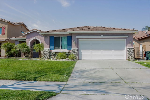 Detail Gallery Image 1 of 32 For 11240 Joshua Court, Fontana,  CA 92337 - 5 Beds | 2 Baths