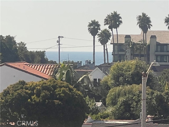 520 Avenue B, Redondo Beach, California 90277, 2 Bedrooms Bedrooms, ,2 BathroomsBathrooms,Residential,For Sale,Avenue B,SB25226186