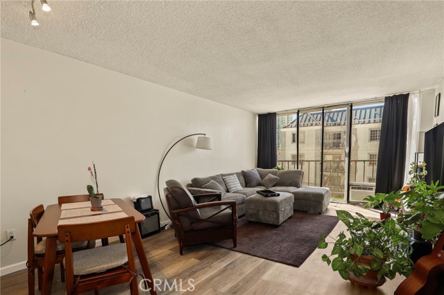 Detail Gallery Image 11 of 18 For 375 Atlantic #407,  Long Beach,  CA 90802 - 1 Beds | 1 Baths